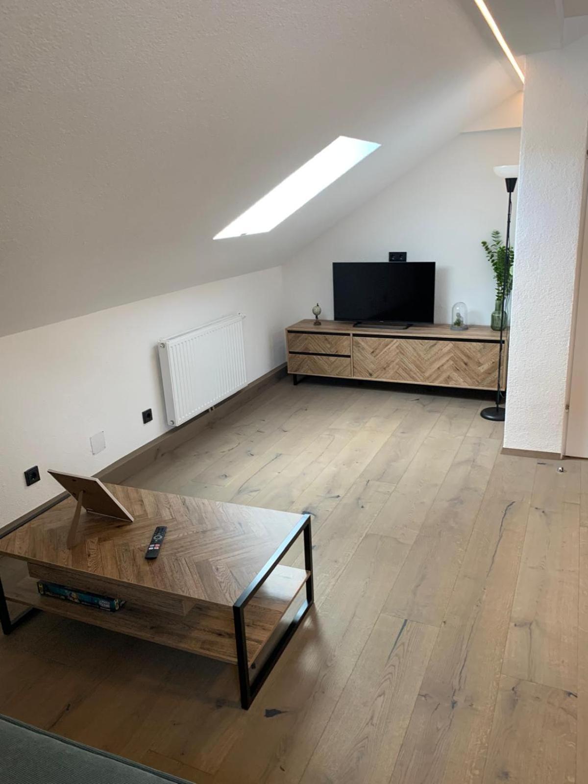 Idyllische Suite In Zentrumsnaehe Mit Parkplatz Top 2 Гмунден Екстериор снимка