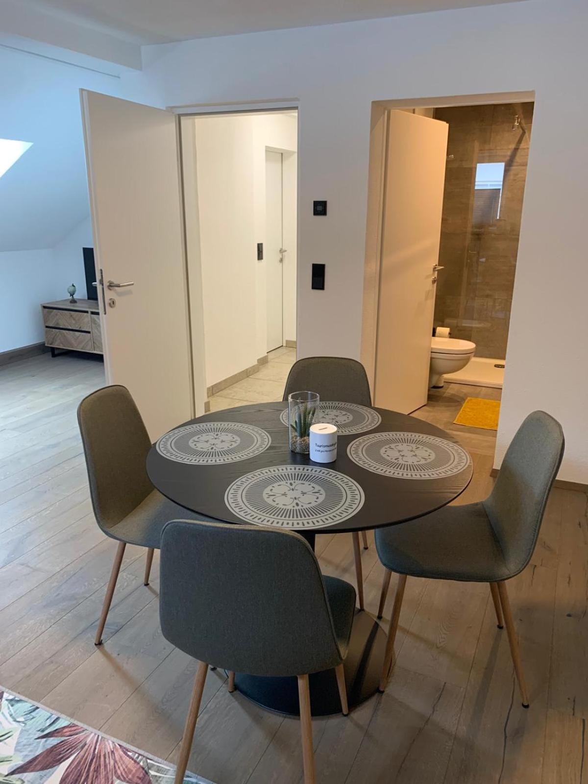 Idyllische Suite In Zentrumsnaehe Mit Parkplatz Top 2 Гмунден Екстериор снимка